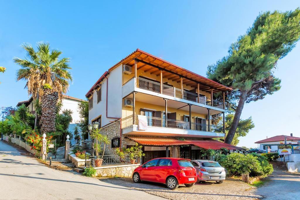 Karnagio Vasilas Ayía Paraskeví Exterior foto